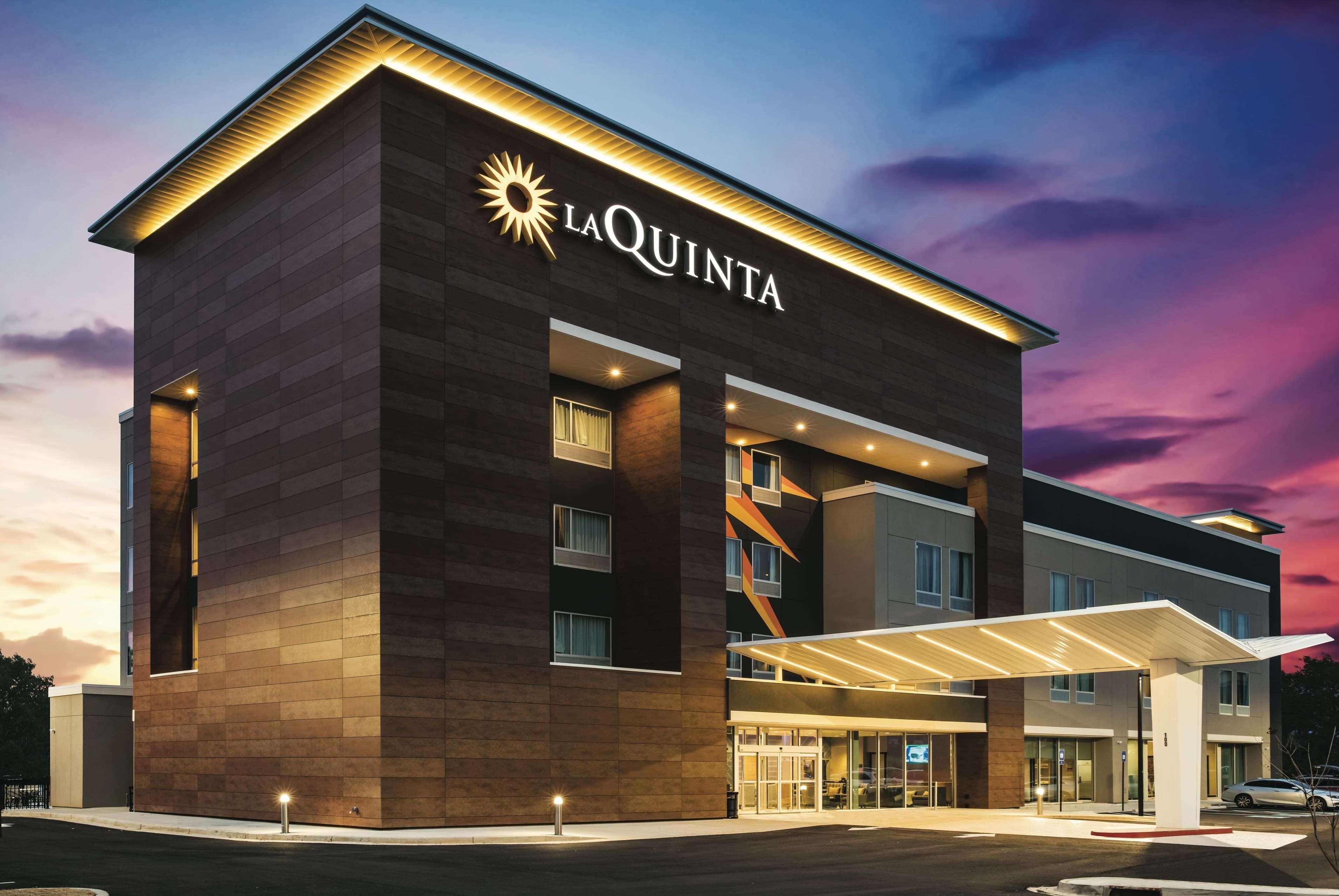Hotel La Quinta & By Wyndham Atlanta South -